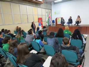 Documentário e debate: gênero e sexualidade