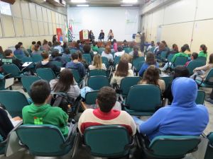 Documentário e debate: gênero e sexualidade