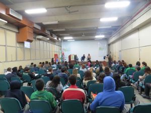 Documentário e debate: gênero e sexualidade